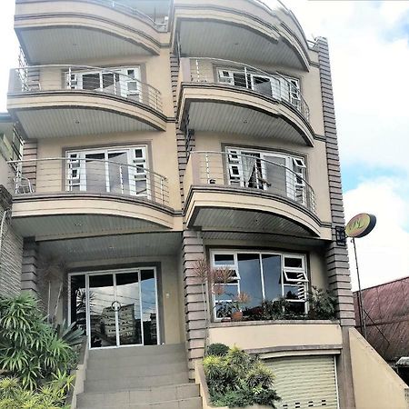 Rl Veranda Suite Baguio City Eksteriør billede
